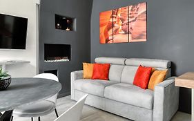 Ideal Rent - Farini 74